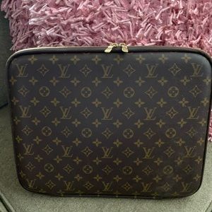 Authentic Louis Vuitton Laptop Case